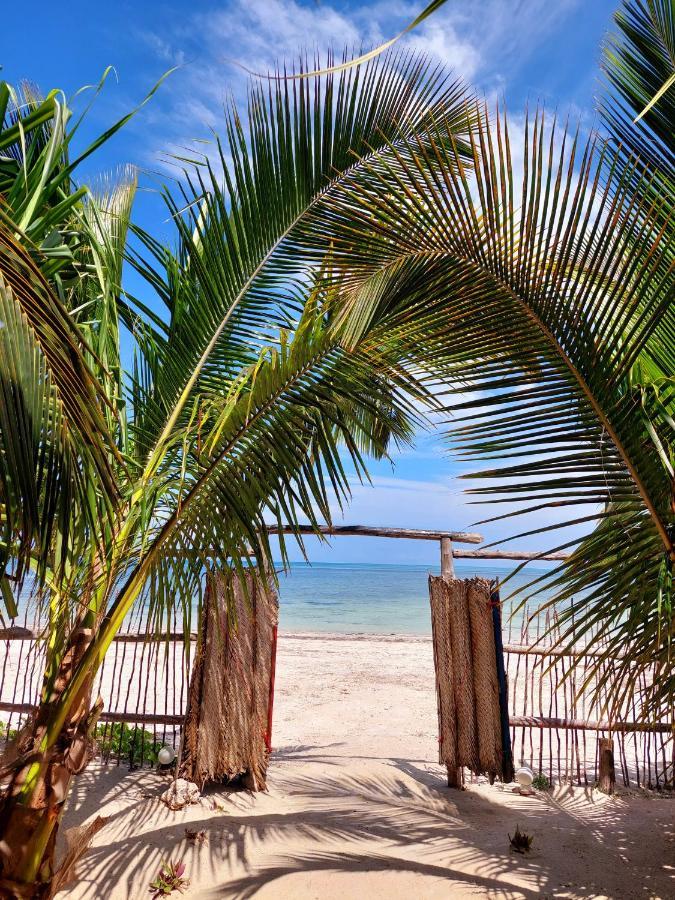 Santa Maria Coral Park Hotel Pongwe Exterior photo